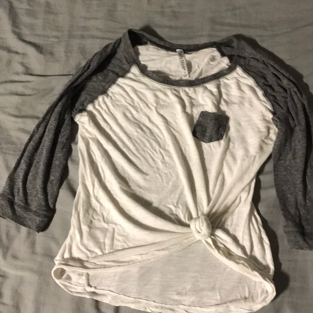 Baseball tee